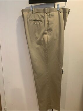 Dockers Men's Tan